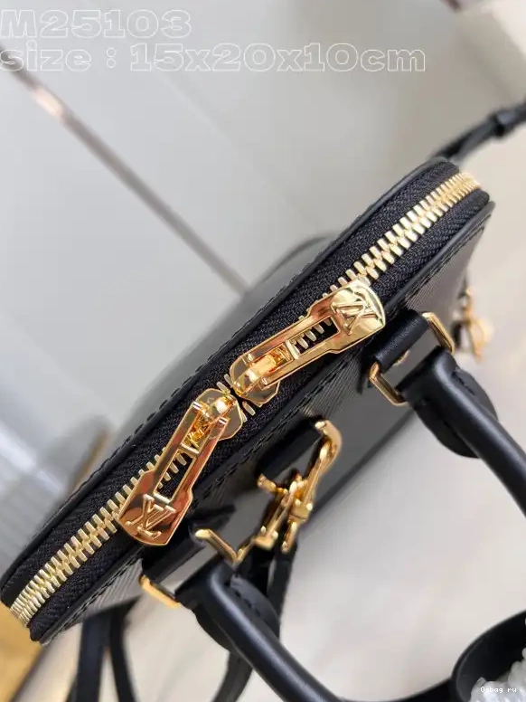 VUITTON LOUIS backpack-15*20*10cm ALMA NANO 0521